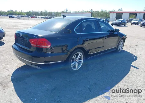 2012 Volkswagen Passat 2.0L Tdi Se из США, поврежденный, VIN 1VWBN7A3XCC086400